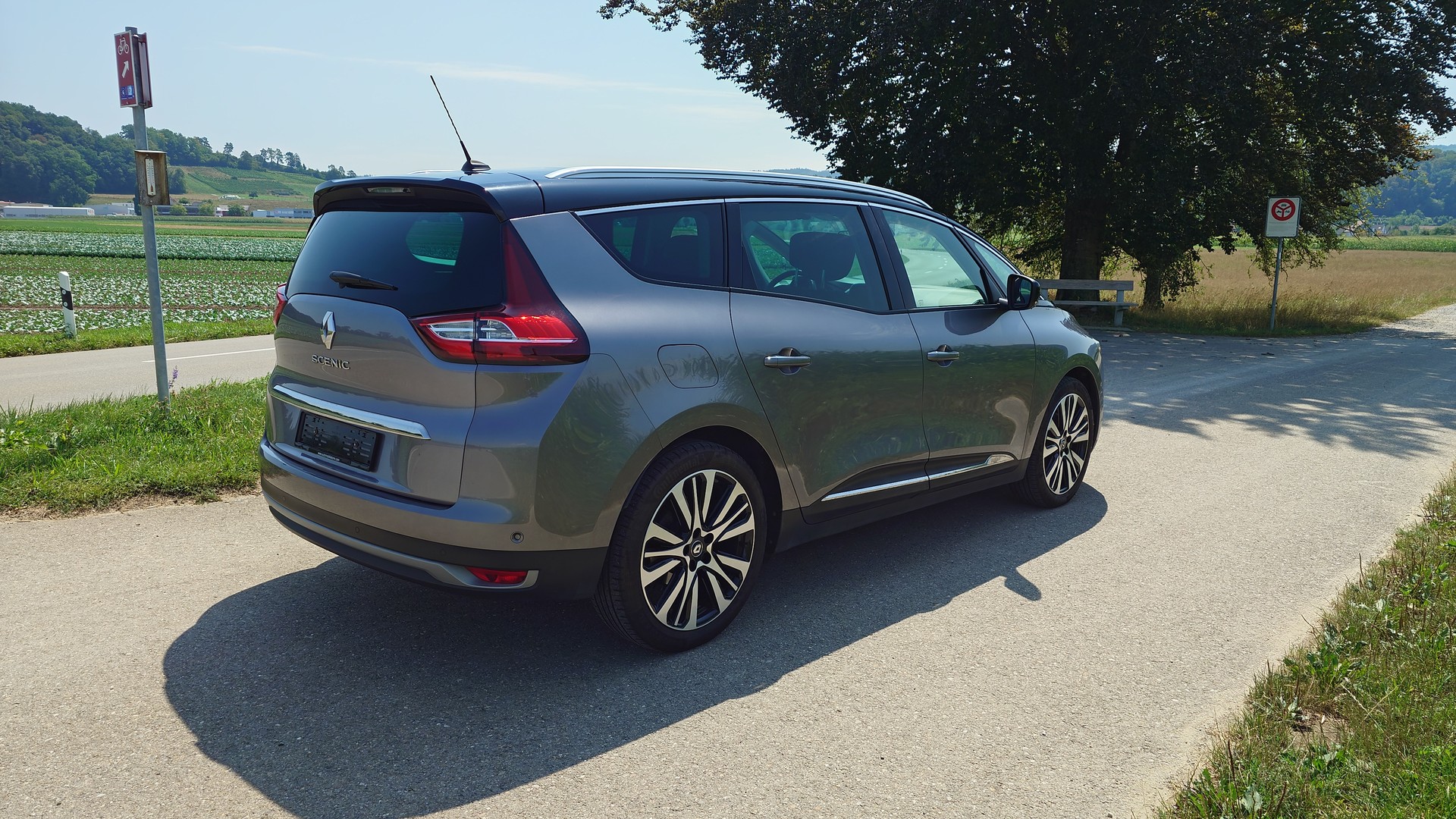 RENAULT Grand Scénic 1.3 16V Turbo Initiale Paris EDC-image-6