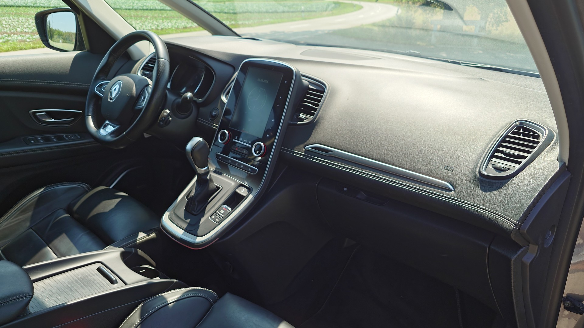 RENAULT Grand Scénic 1.3 16V Turbo Initiale Paris EDC-image-11