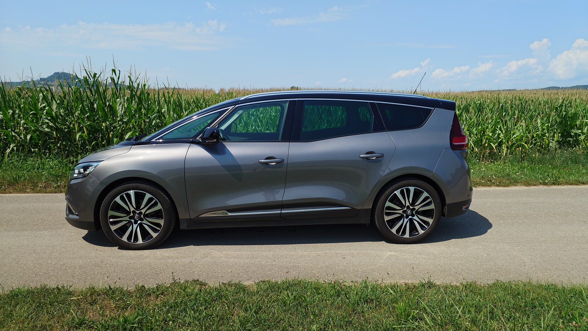 RENAULT Grand Scénic 1.3 16V Turbo Initiale Paris EDC-image-1