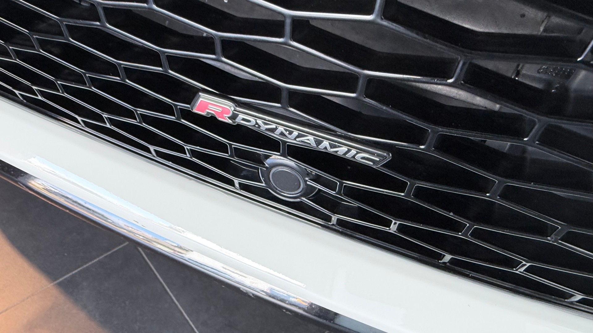 LAND ROVER Discovery Sport 2.0 Si4 250 R-Dynamic SE-image-8
