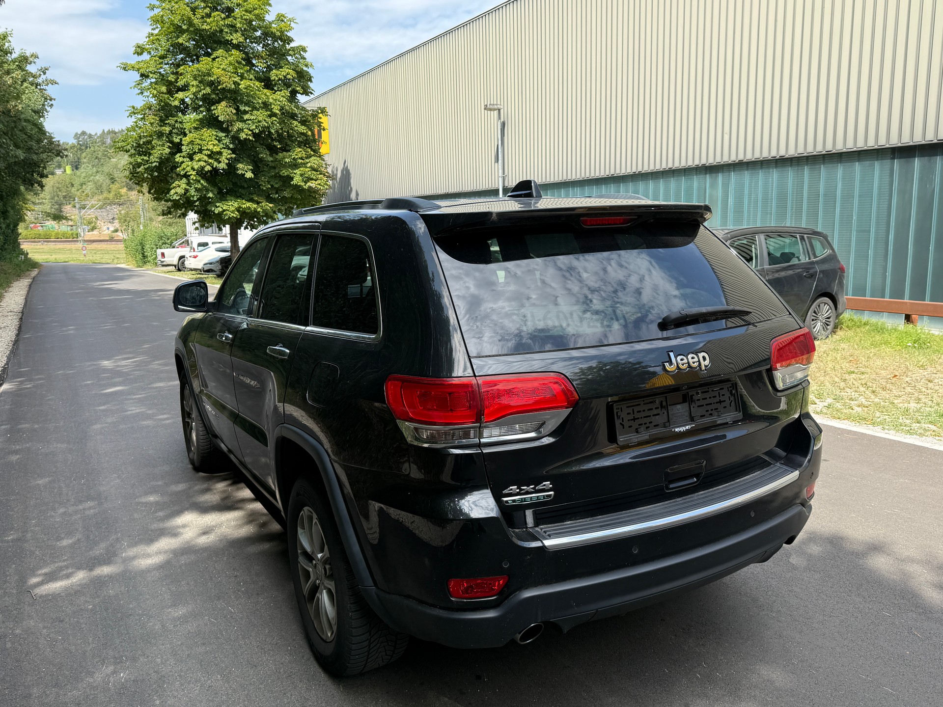 JEEP Grand Cherokee 3.0 CRD Overland Automatic-image-4