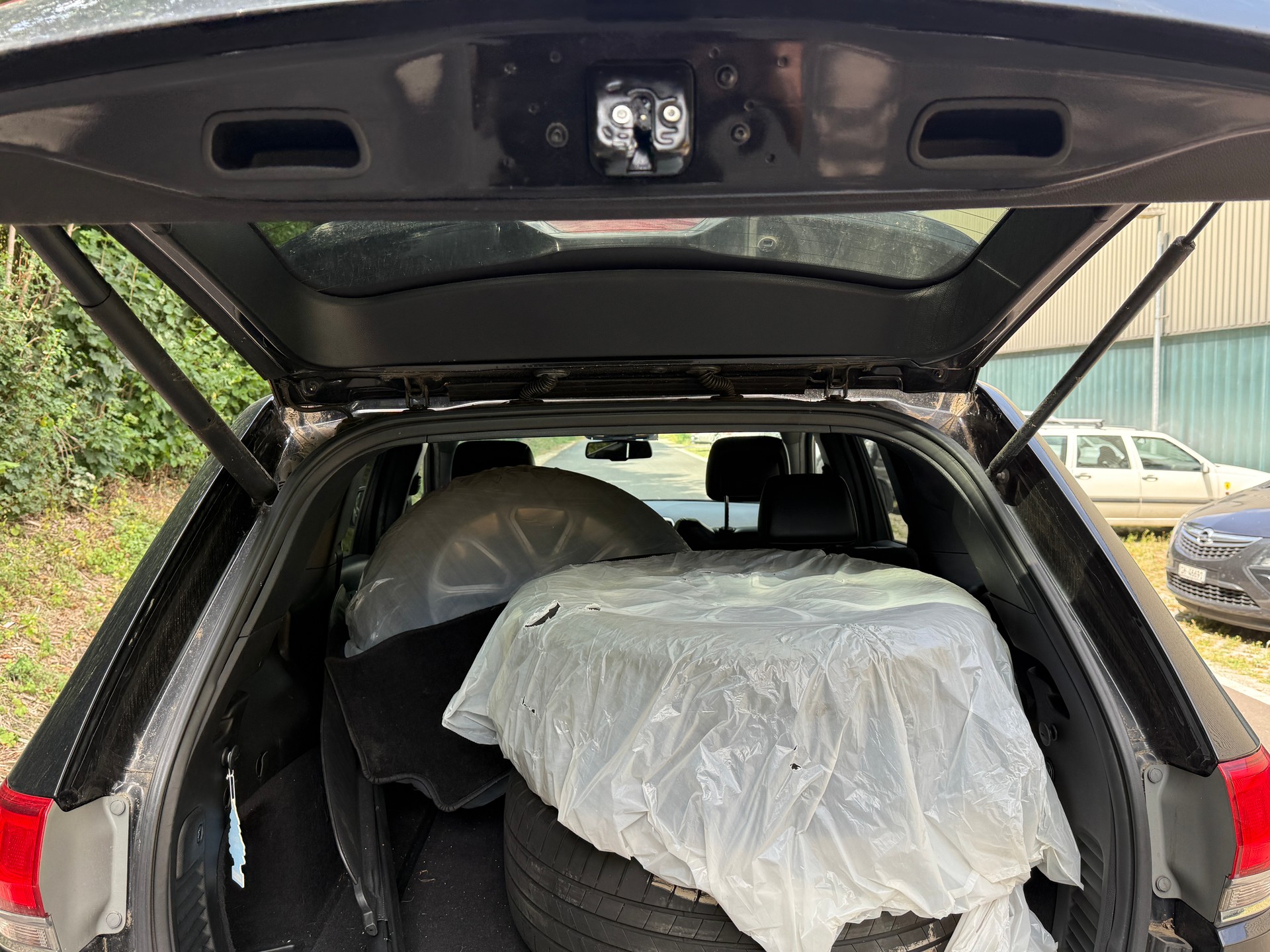 JEEP Grand Cherokee 3.0 CRD Overland Automatic-image-7