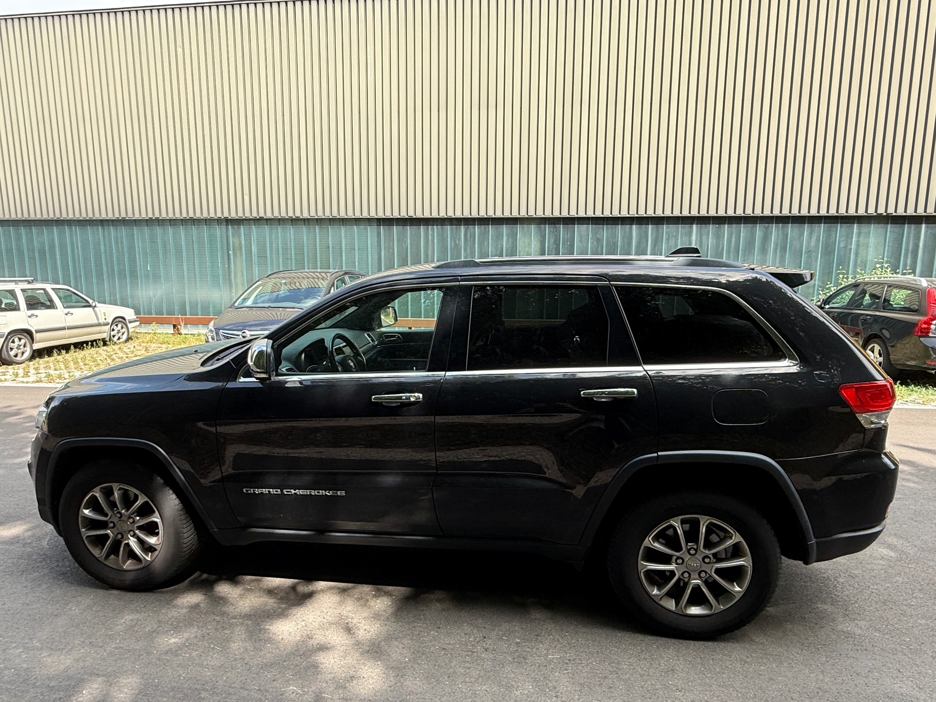 JEEP Grand Cherokee 3.0 CRD Overland Automatic-image-3