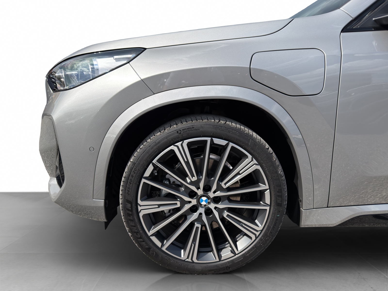 BMW X1 xDrive 30e M Sport-image-16