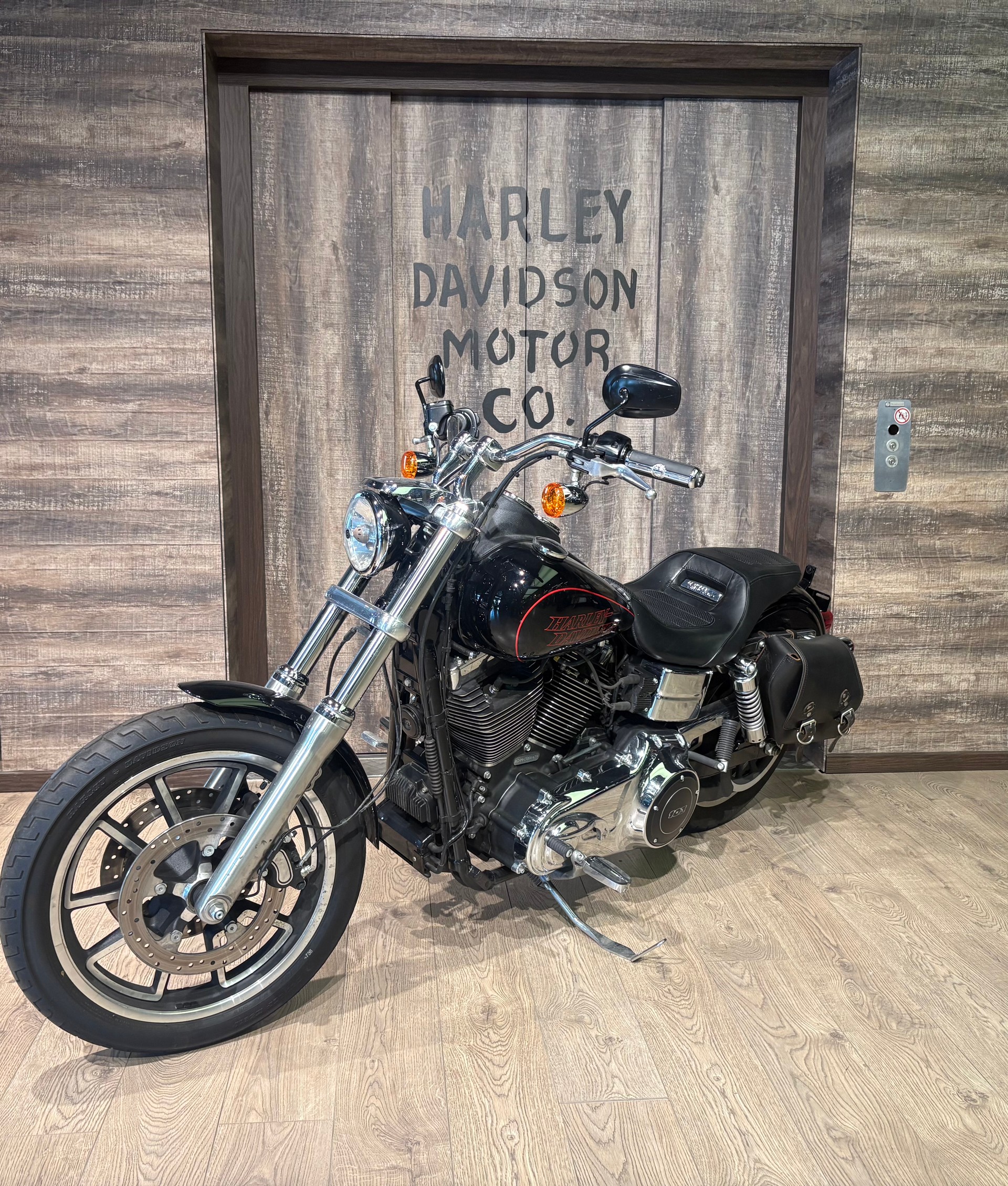 HARLEY-DAVIDSON FXDL Dyna Low Rider ABS-showroom-element-2