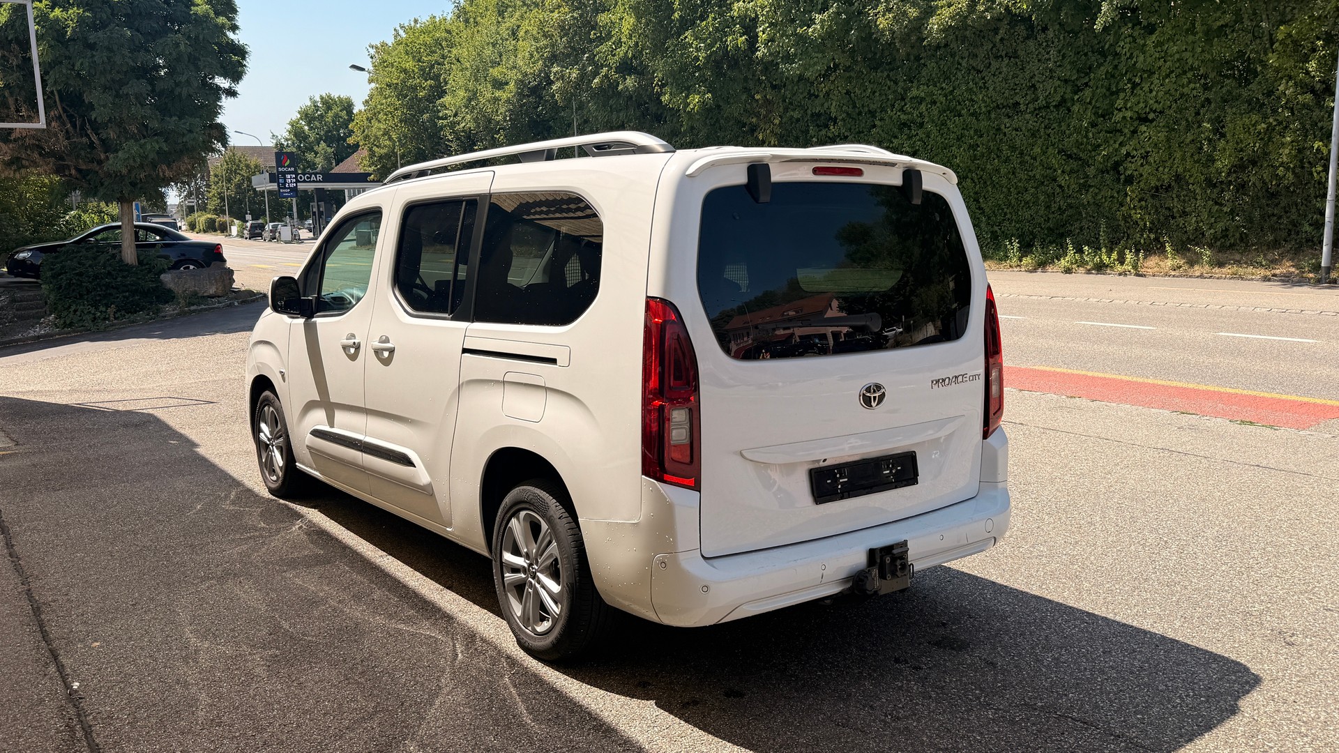 TOYOTA Proace City Verso 1.2 Style Long Automatik-image-6