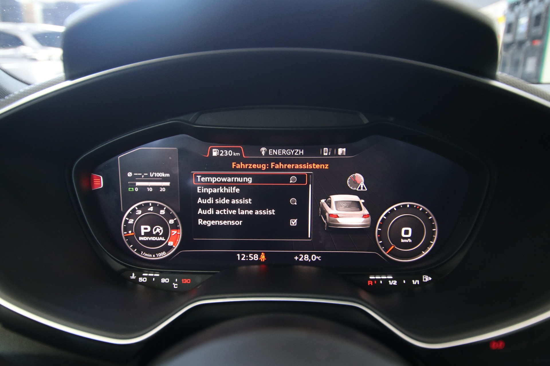 AUDI TTS Coupé 2.0 TFSI quattro S-tronic-image-19