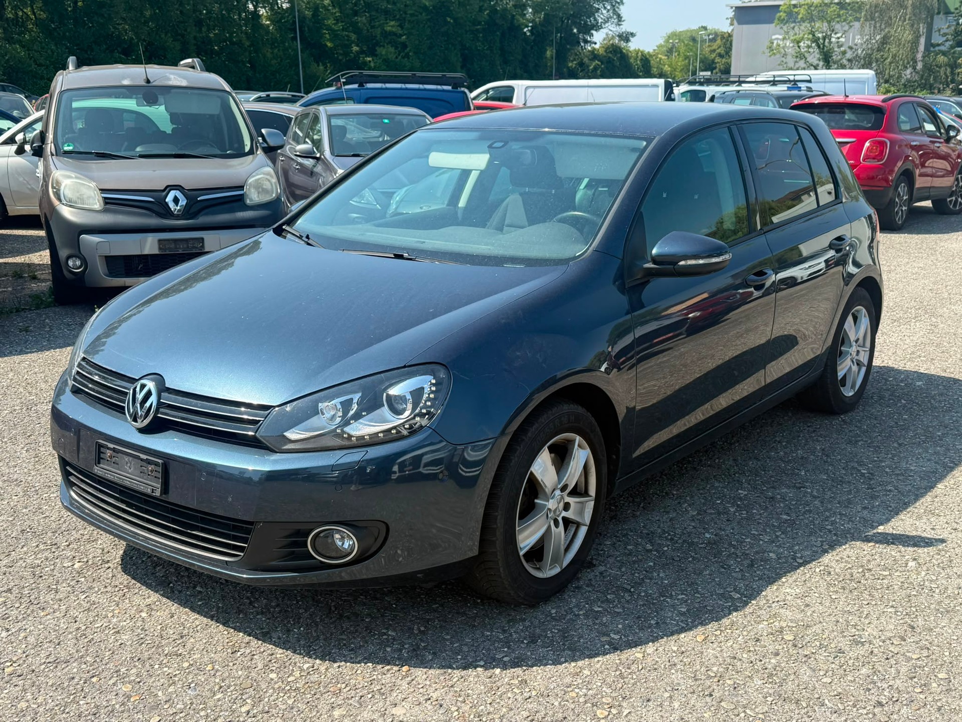 VW Golf 2.0 TDI Team 4Motion-image-5