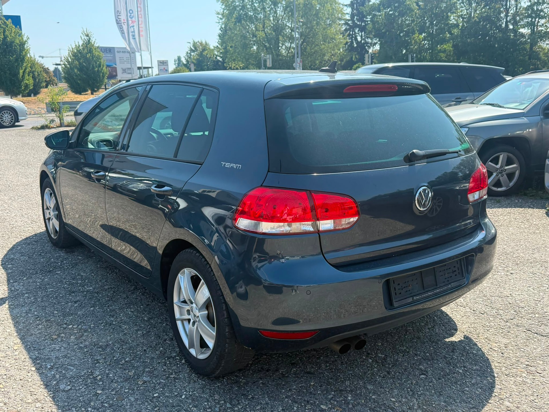VW Golf 2.0 TDI Team 4Motion-image-1