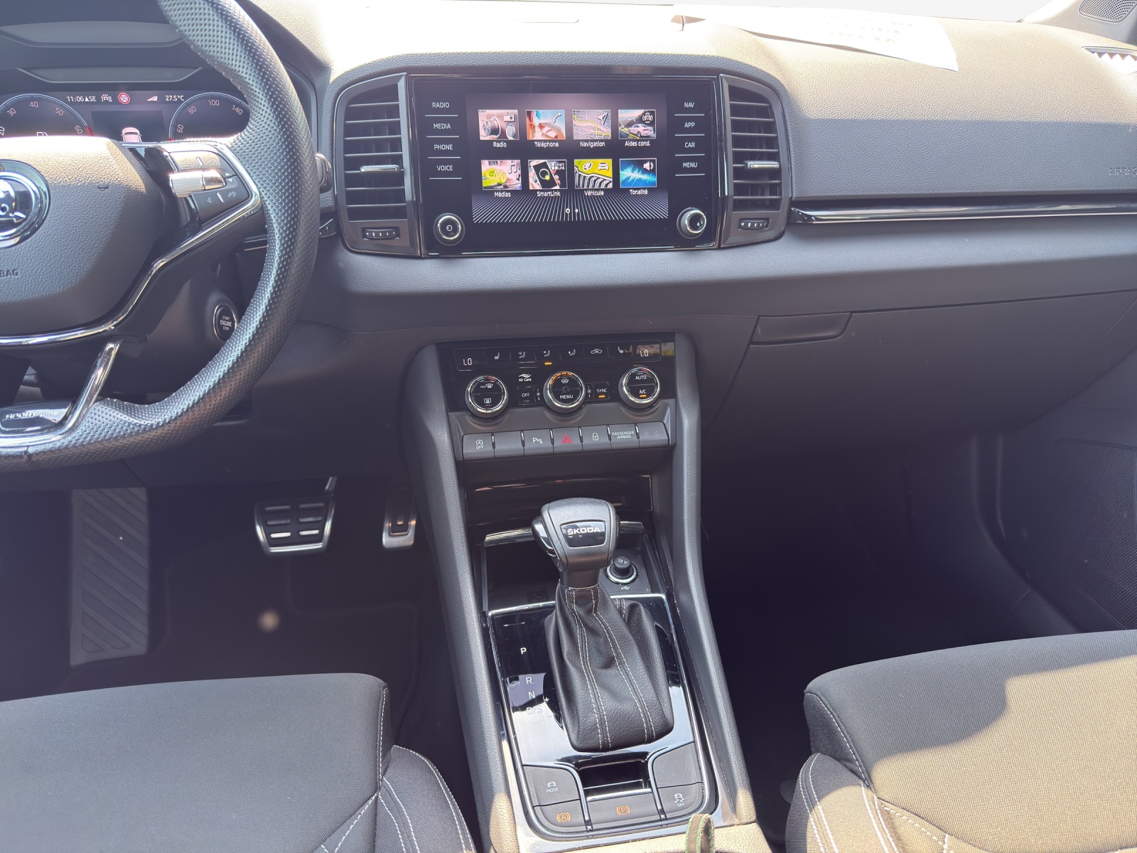 SKODA Karoq 1.5 TSI SportLine DSG-image-10