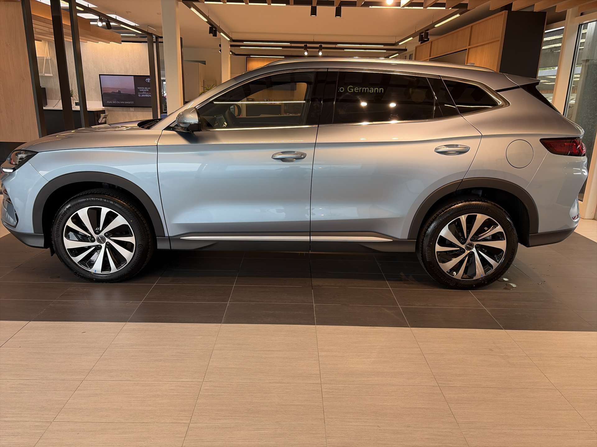 BYD Seal U DM-i PHEV Design AWD 324PS Automat-image-11
