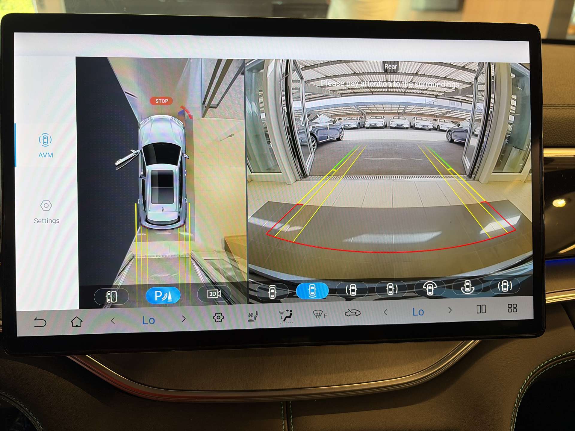 BYD Seal U DM-i PHEV Design AWD 324PS Automat-image-9