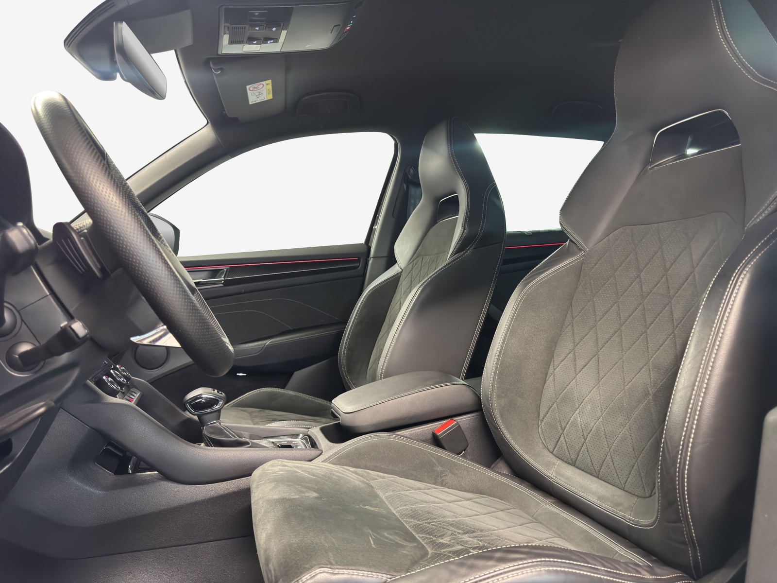 SKODA Kodiaq 2.0 TDI CR SportLine 4x4 DSG-image-7