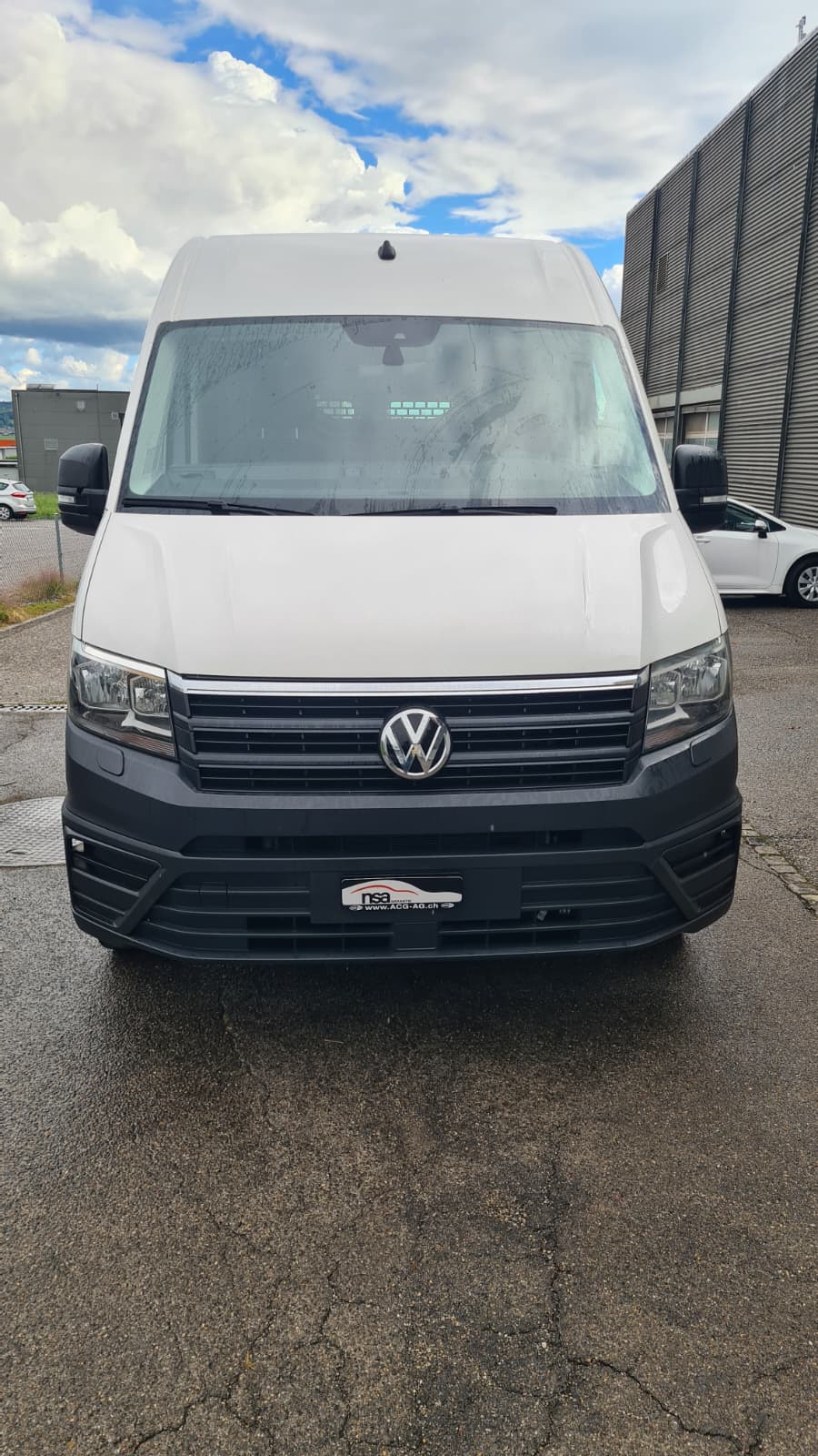 VW Crafter 35 2.0 TDI Entry L3 A ** 2-Plätzer ** Navi ** Kamera ** Werksgarantie Ab 1. Inverkehrsetzung, 60 Monate oder 200'000 km-image-1