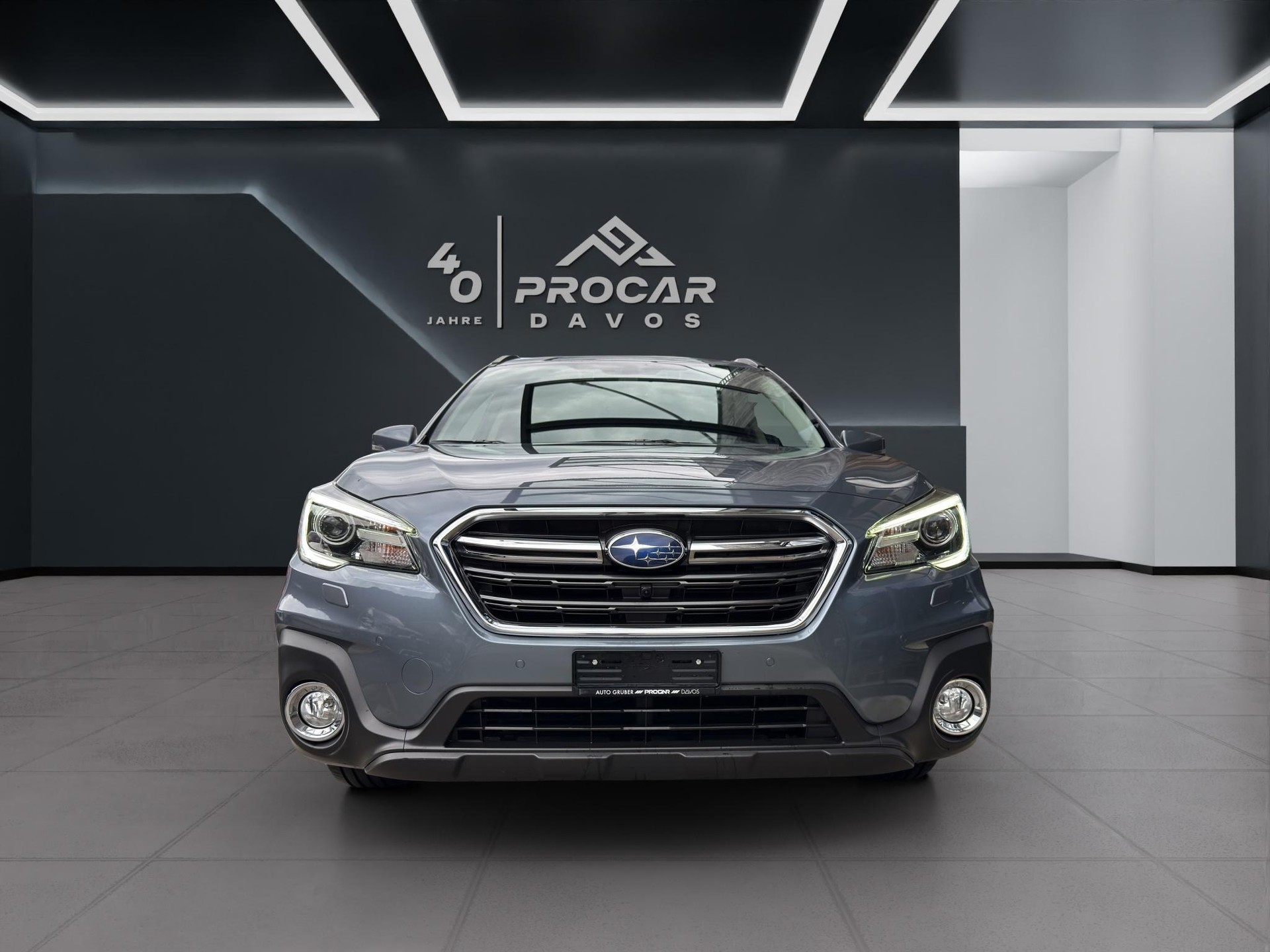 SUBARU Outback 2.5i Luxury-image-2