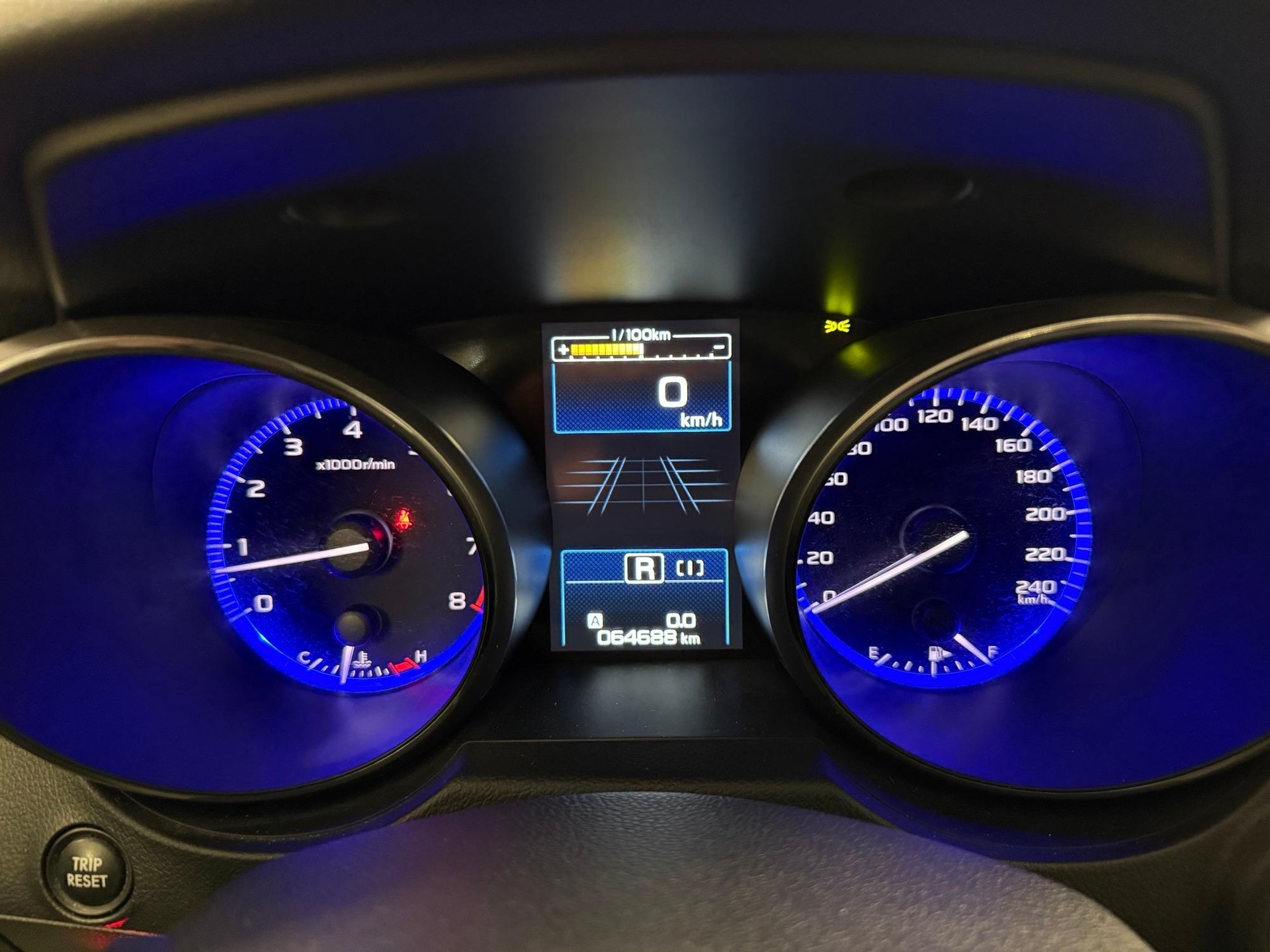 SUBARU Outback 2.5i Luxury-image-13