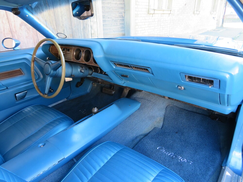 DODGE Challenger R/T 440 Magnum-image-10