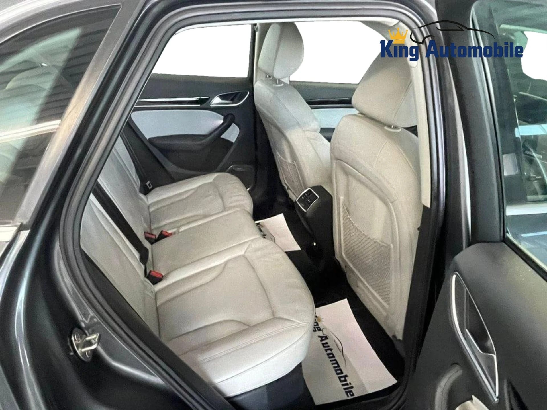 AUDI RS Q3 2.5 TFSI quattro S-tronic | MFK 04.2022 | Pano Dach | Leder | Navi-image-10