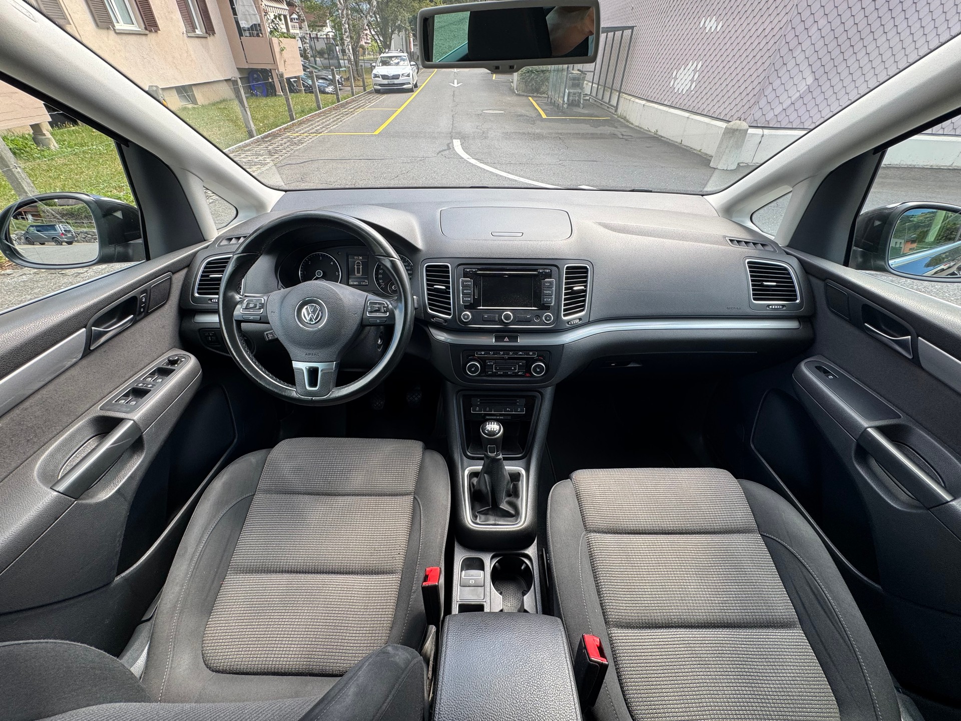 VW Sharan 2.0 TDI BMT Comfortline 4-Motion-image-3