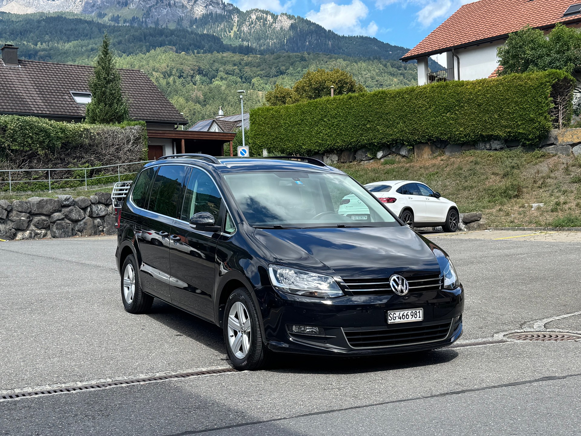 VW Sharan 2.0 TDI BMT Comfortline 4-Motion-image-2