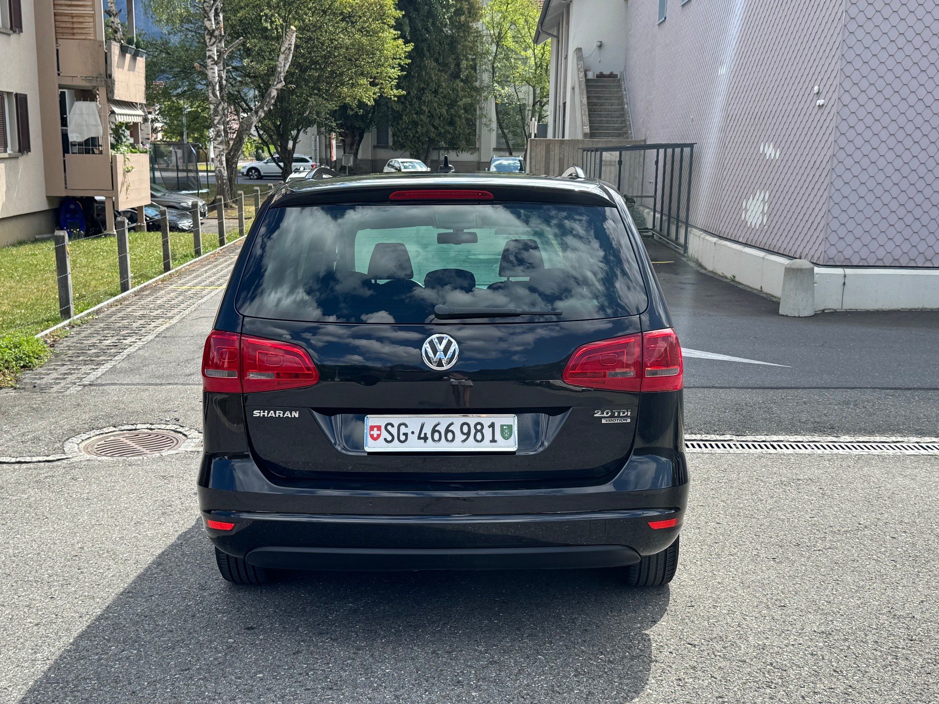 VW Sharan 2.0 TDI BMT Comfortline 4-Motion-image-7