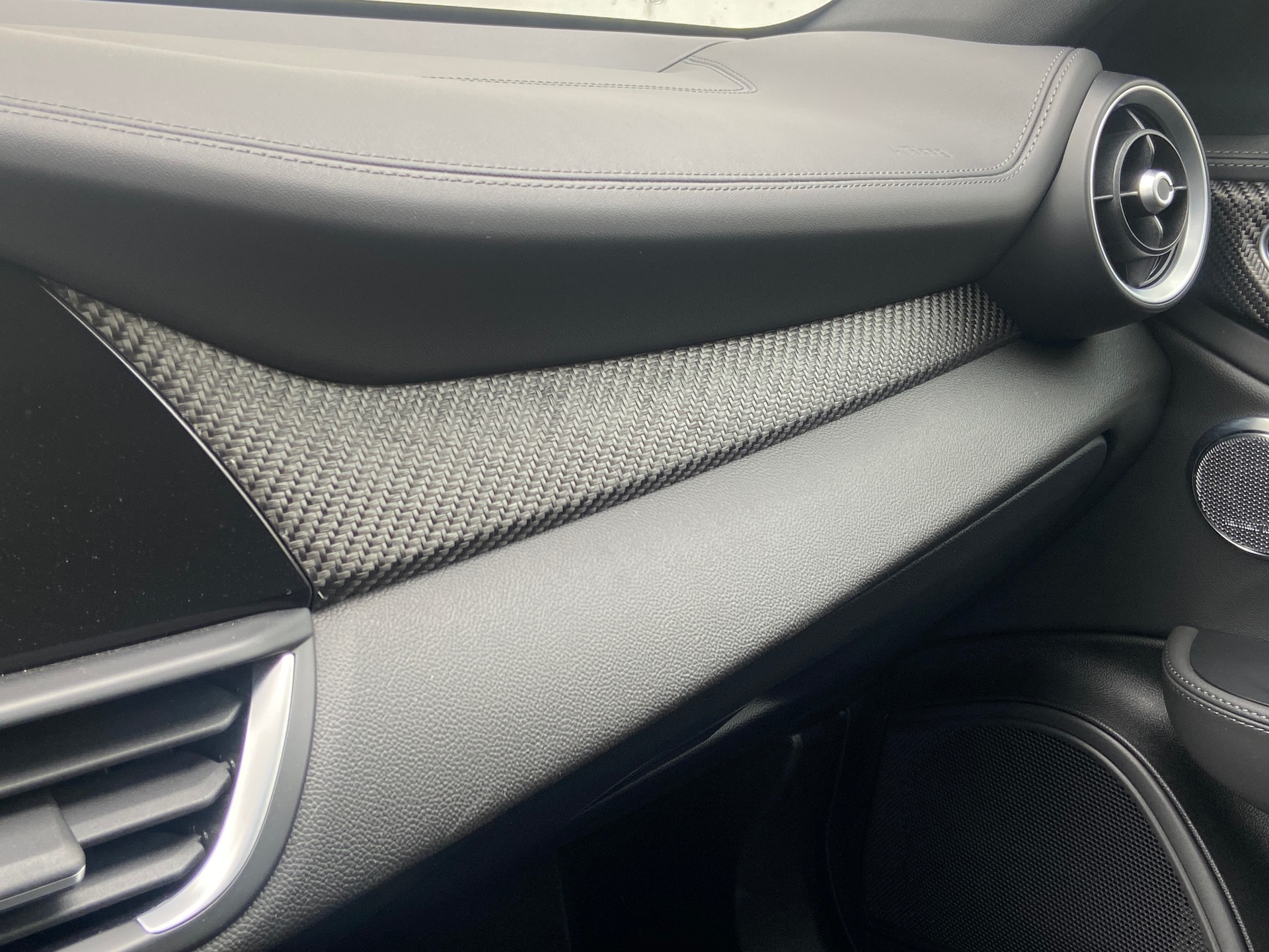 ALFA ROMEO Giulia 2.9 V6 Quadrifoglio Akrapovic-image-10