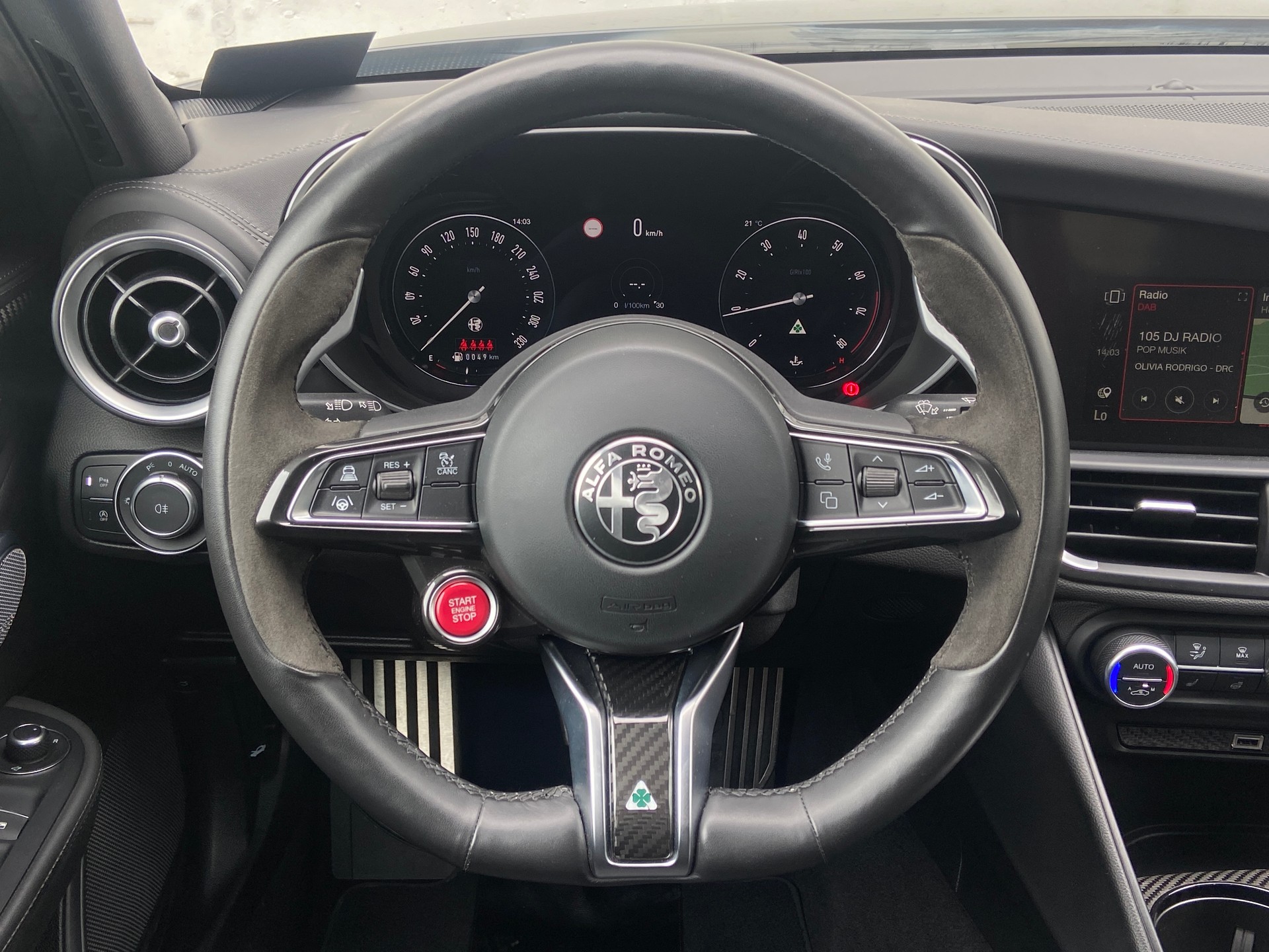 ALFA ROMEO Giulia 2.9 V6 Quadrifoglio Akrapovic-image-9