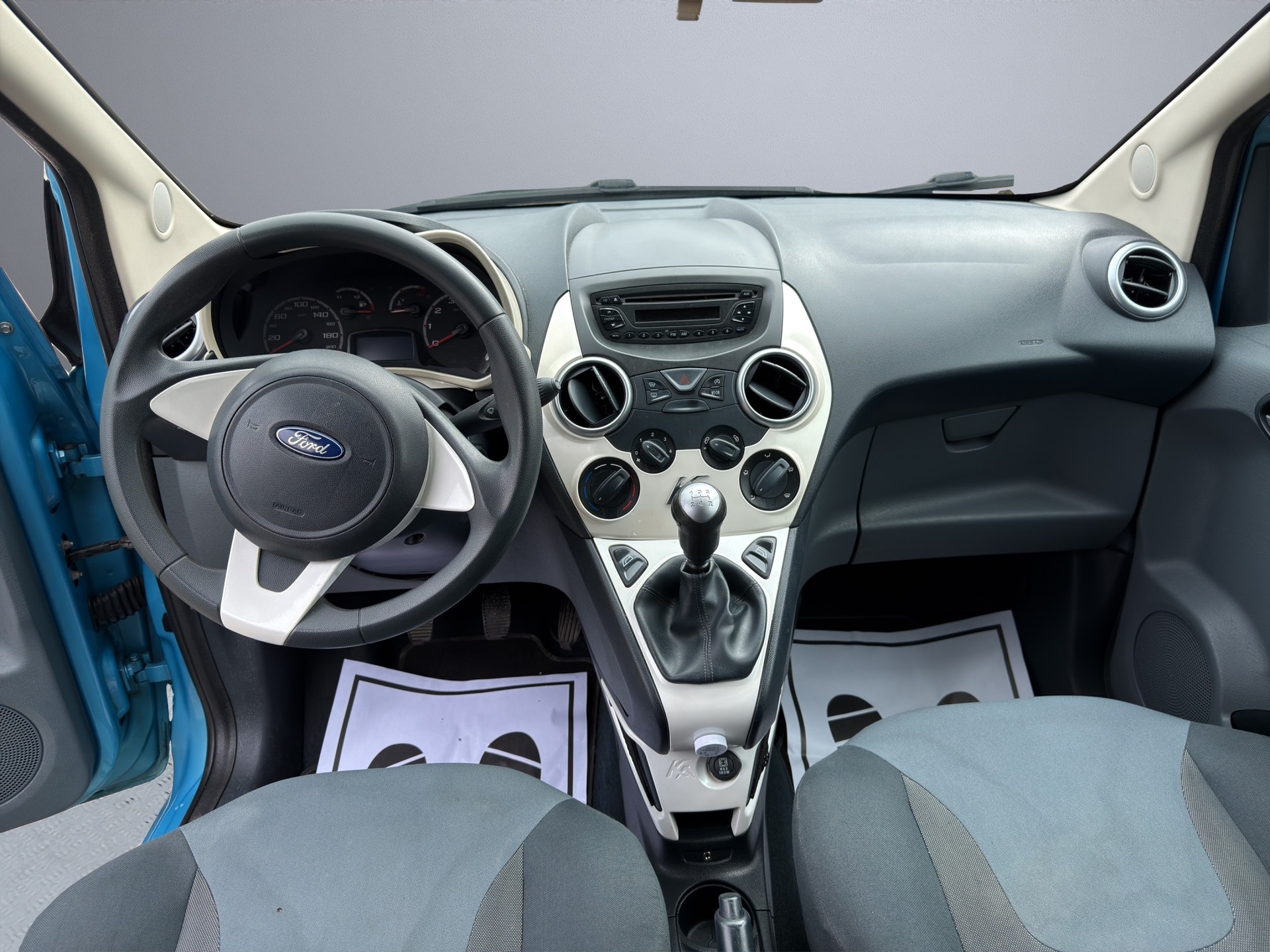 FORD KA 1.25 Ambiente-image-12