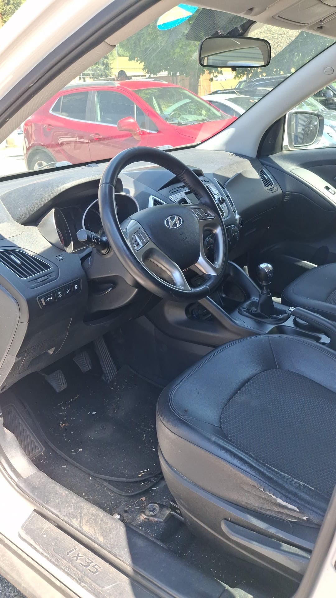 HYUNDAI iX 35 2.0 CRDi Style 4WD-image-6