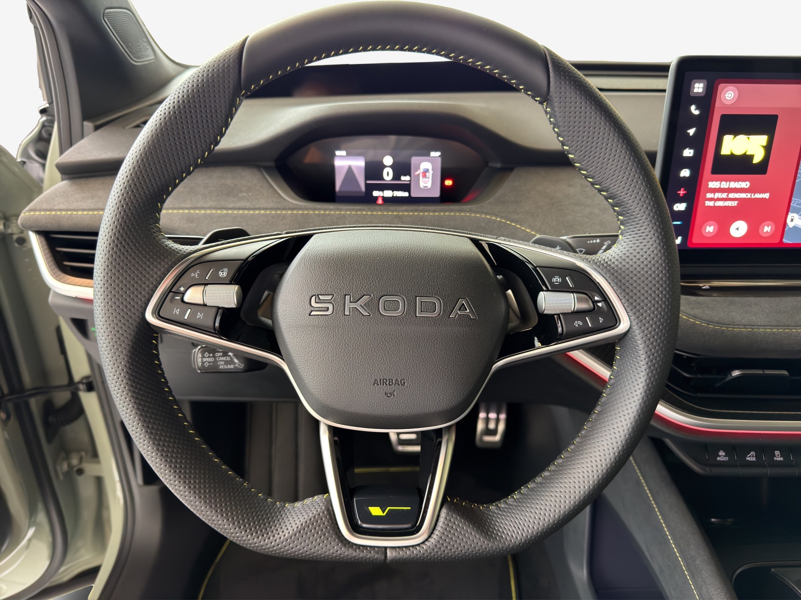 SKODA Elroq RS 4x4-image-8