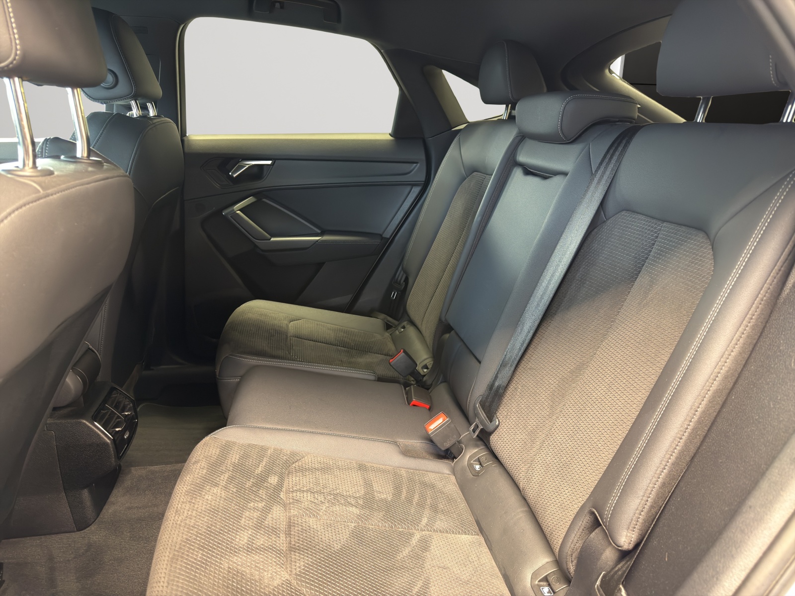 Image AUDI Q3 Q3 Sportback 35 TFSI S line Attraction S-tronic