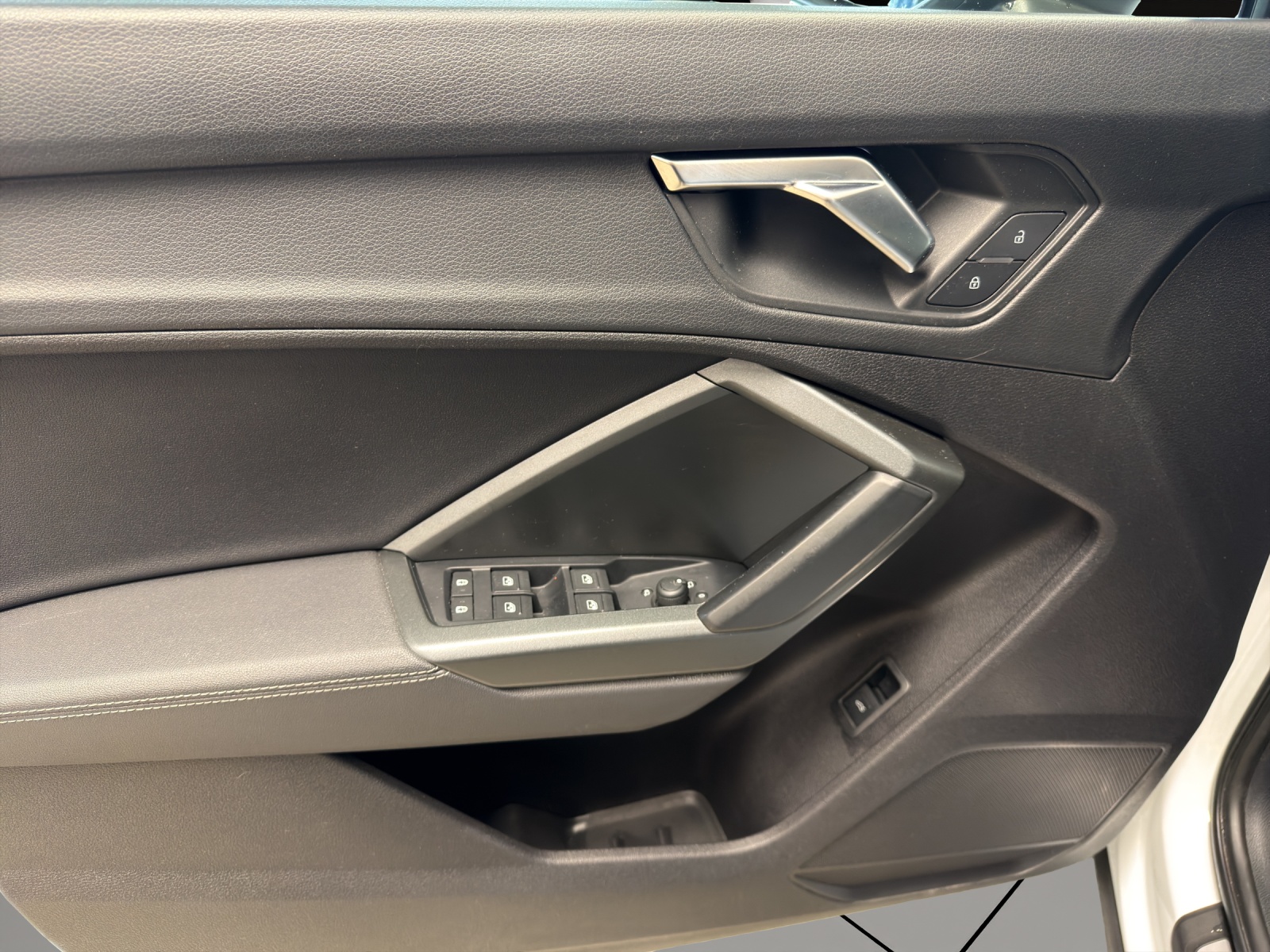 Image AUDI Q3 Q3 Sportback 35 TFSI S line Attraction S-tronic