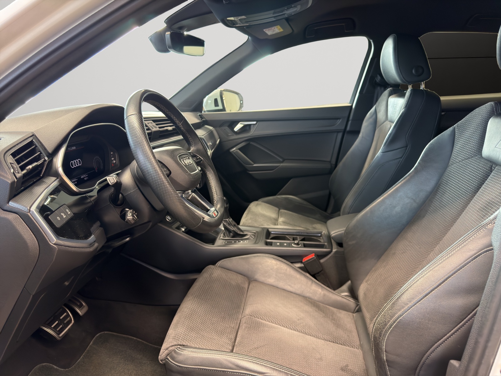 Image AUDI Q3 Q3 Sportback 35 TFSI S line Attraction S-tronic