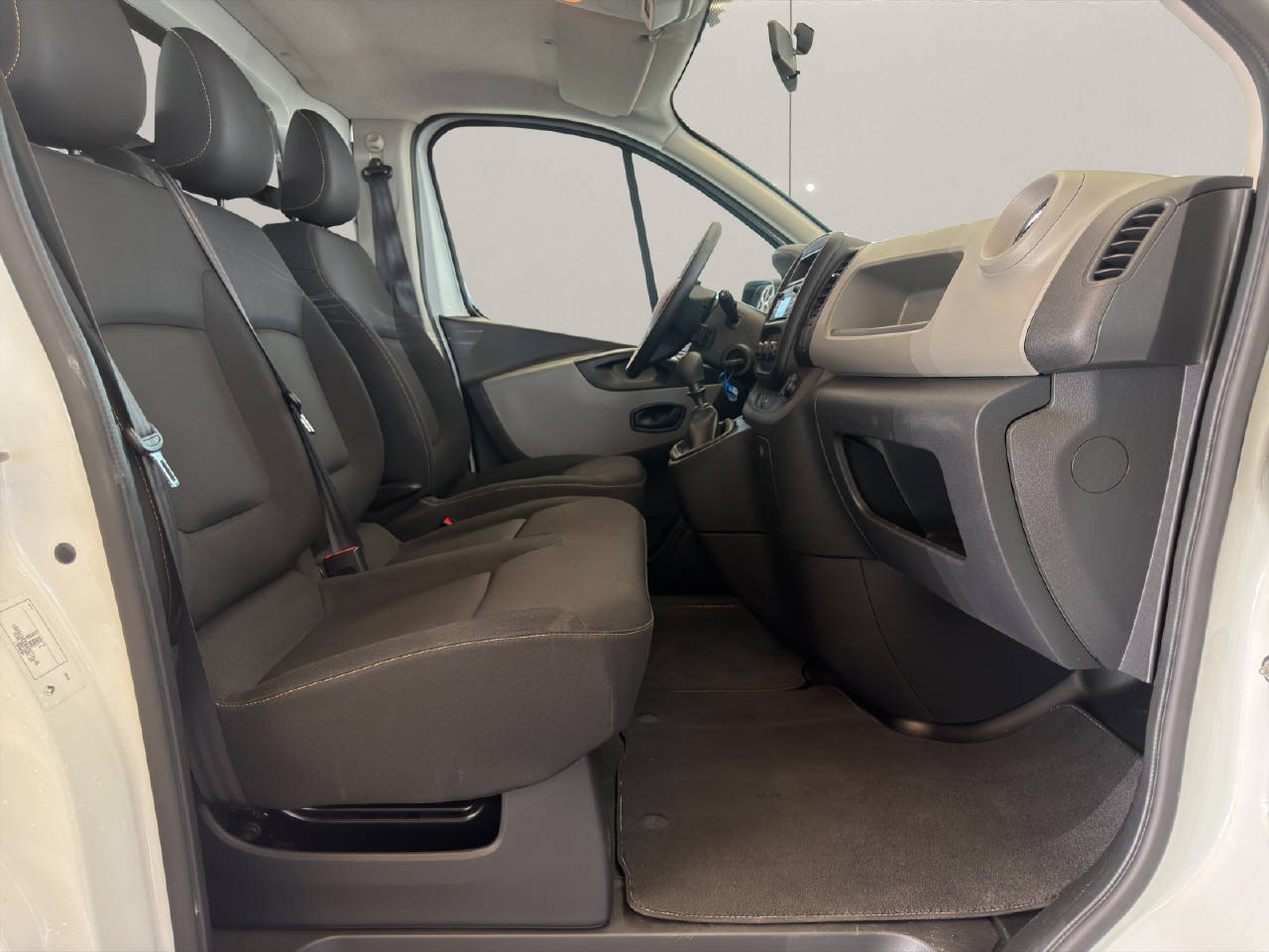RENAULT Trafic Kaw. 2.7 t L1 H1 1.6 dCi 95 Access-image-8