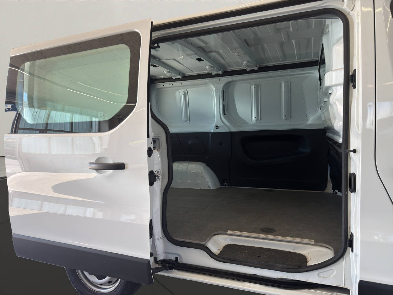 RENAULT Trafic Kaw. 2.7 t L1 H1 1.6 dCi 95 Access-image-9
