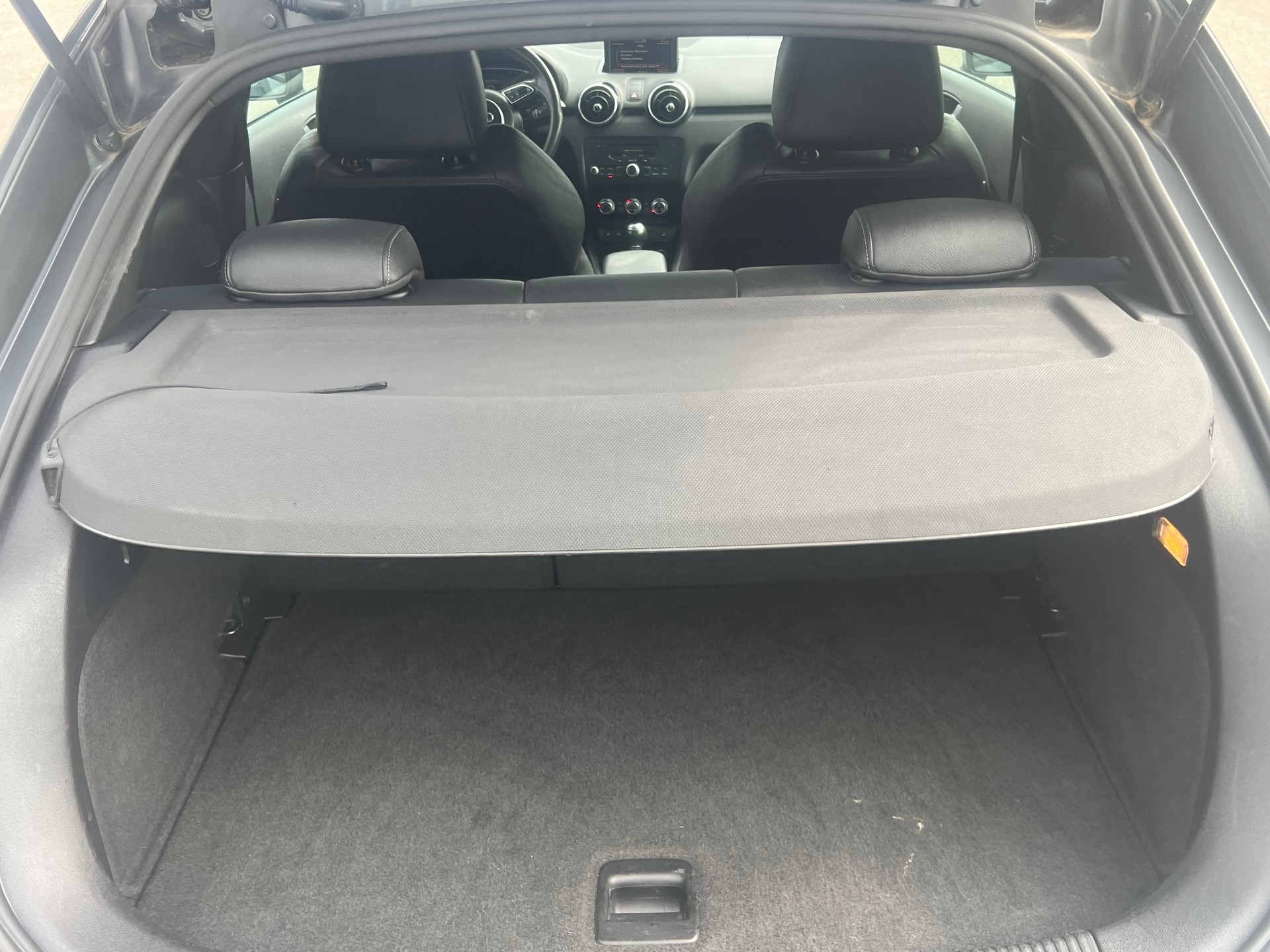 AUDI A1 Sport 1.4 TFSI Ambition S-tronic-image-7