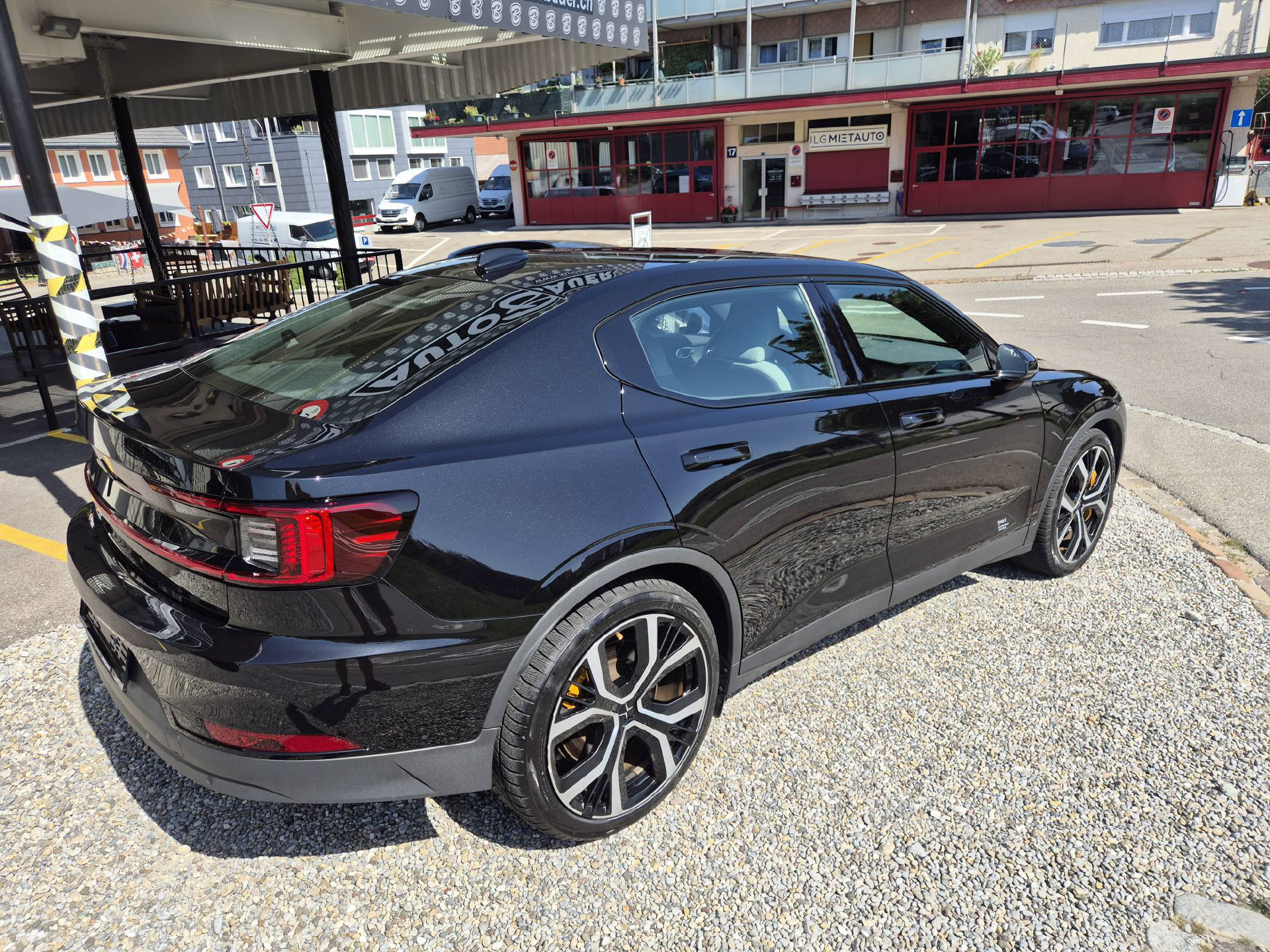 POLESTAR 2 Long Range Dual Motor Performance 78 kWh 476 PS-image-9