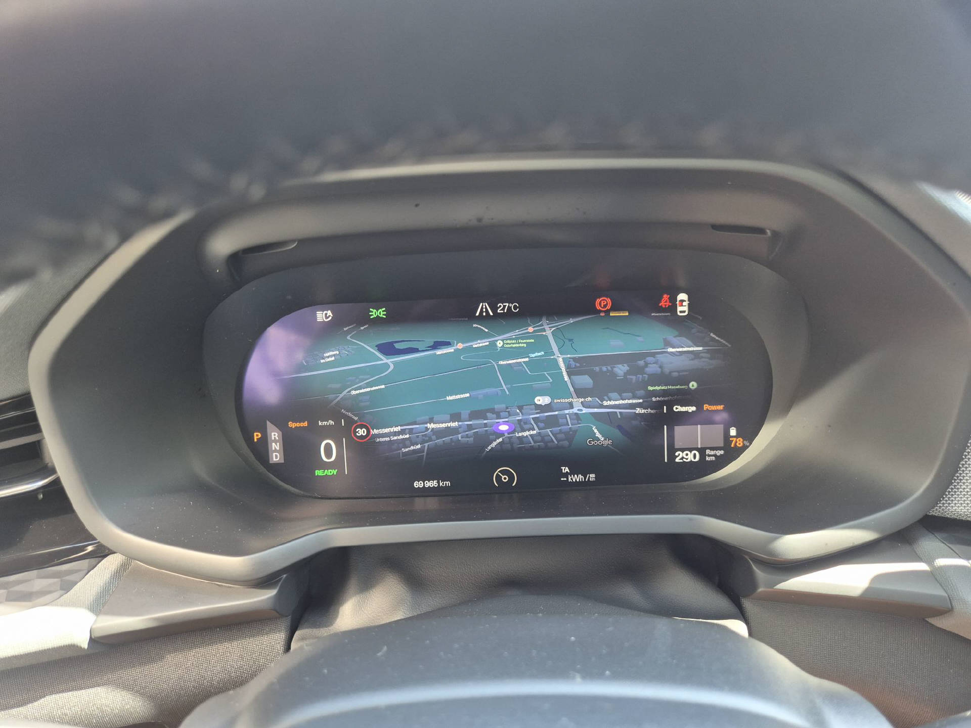 POLESTAR 2 Long Range Dual Motor Performance 78 kWh 476 PS-image-14