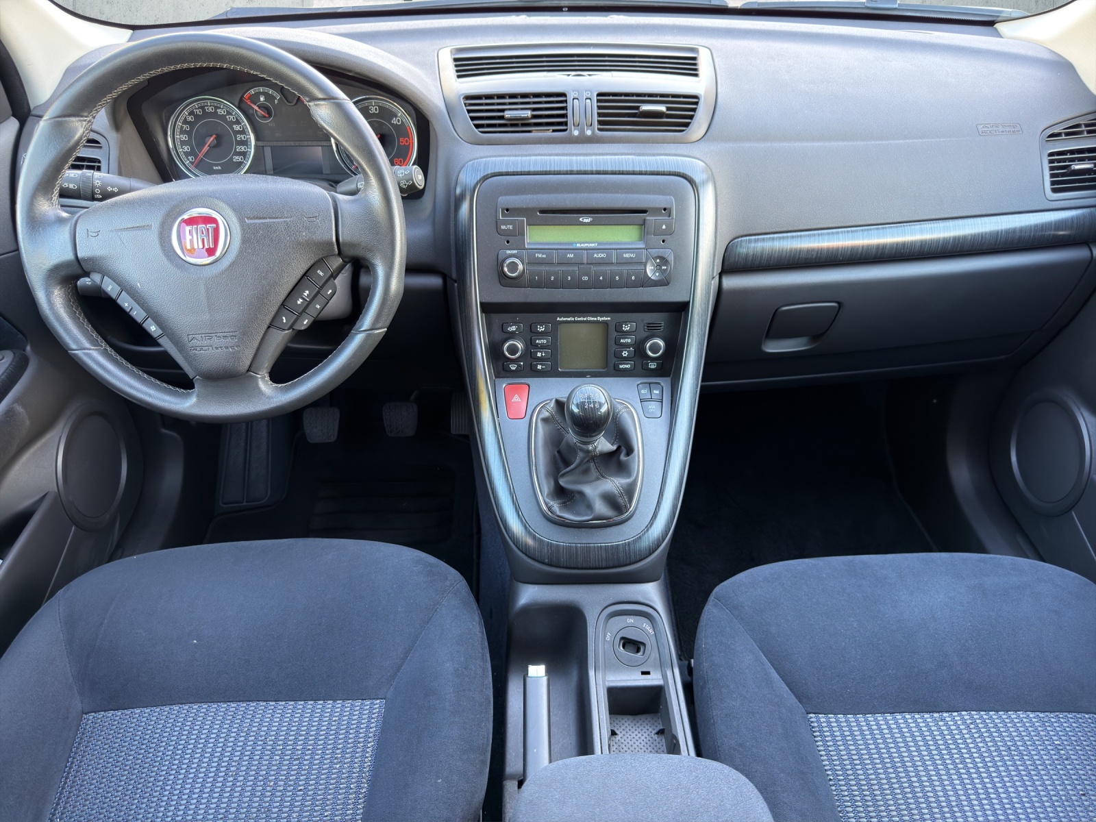FIAT Croma 1.9 16V JTD Emotion-image-11