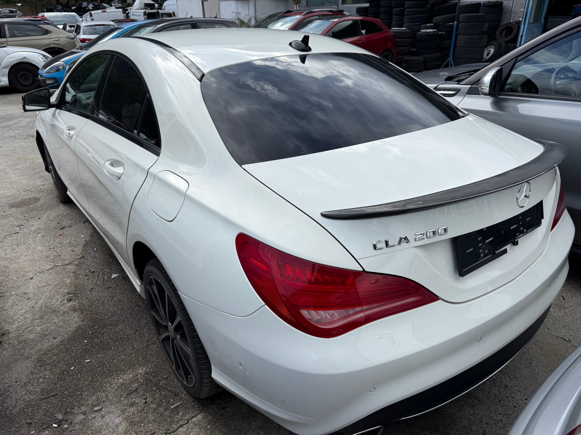 MERCEDES-BENZ CLA 200-image-6