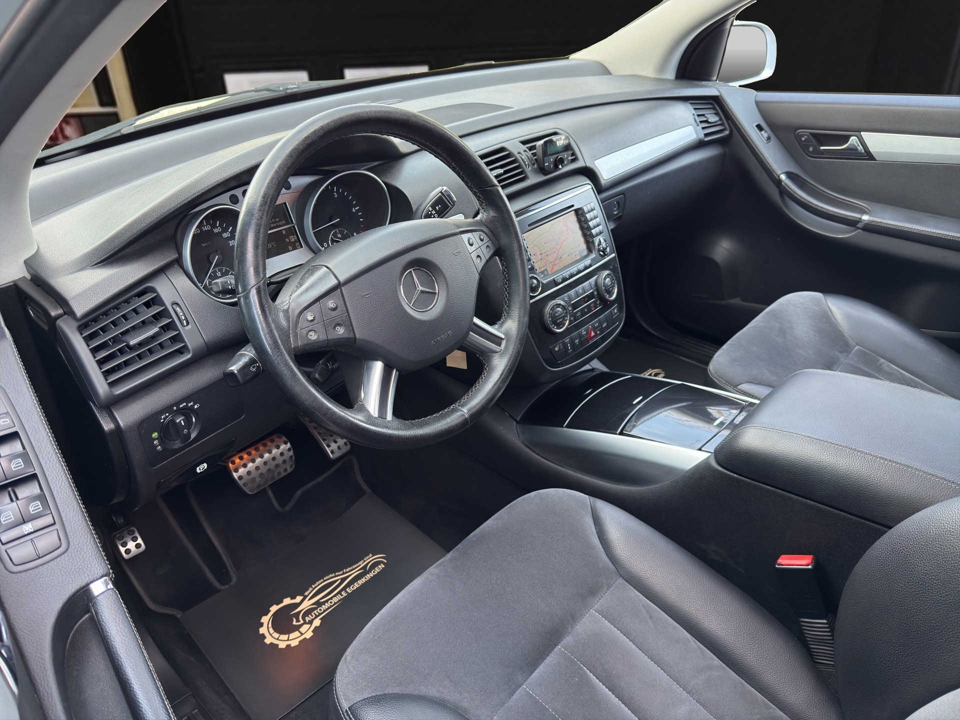MERCEDES-BENZ R 320 CDI 4Matic 7G-Tronic-image-8