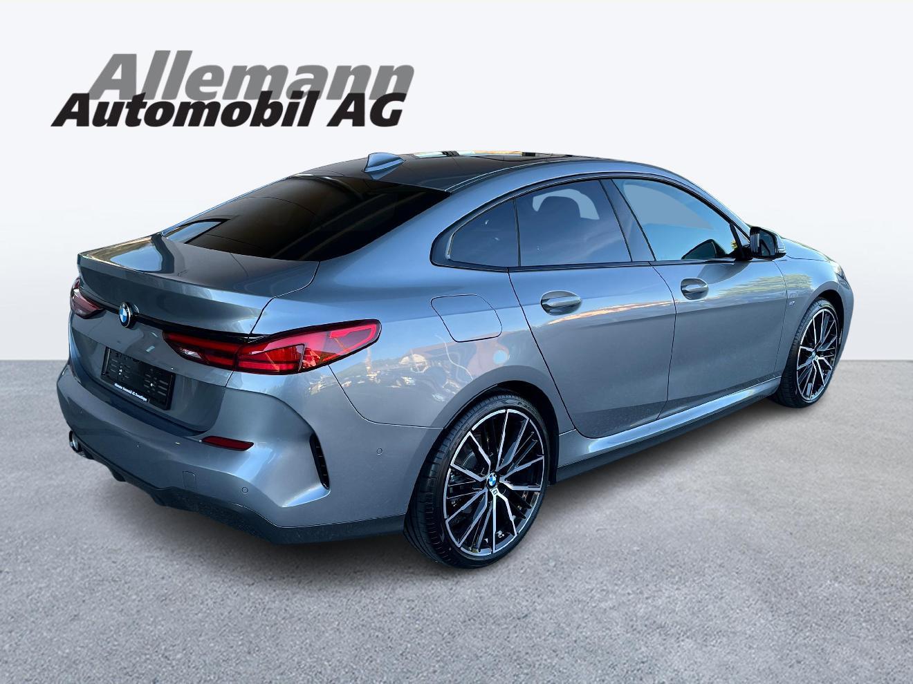 BMW 218i Gran Coupé-image-5