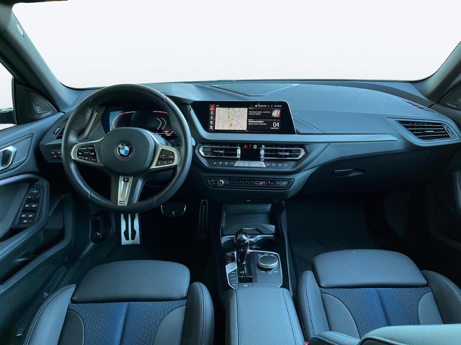 BMW 218i Gran Coupé-image-9