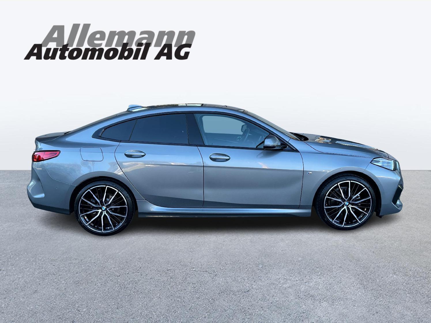 BMW 218i Gran Coupé-image-6