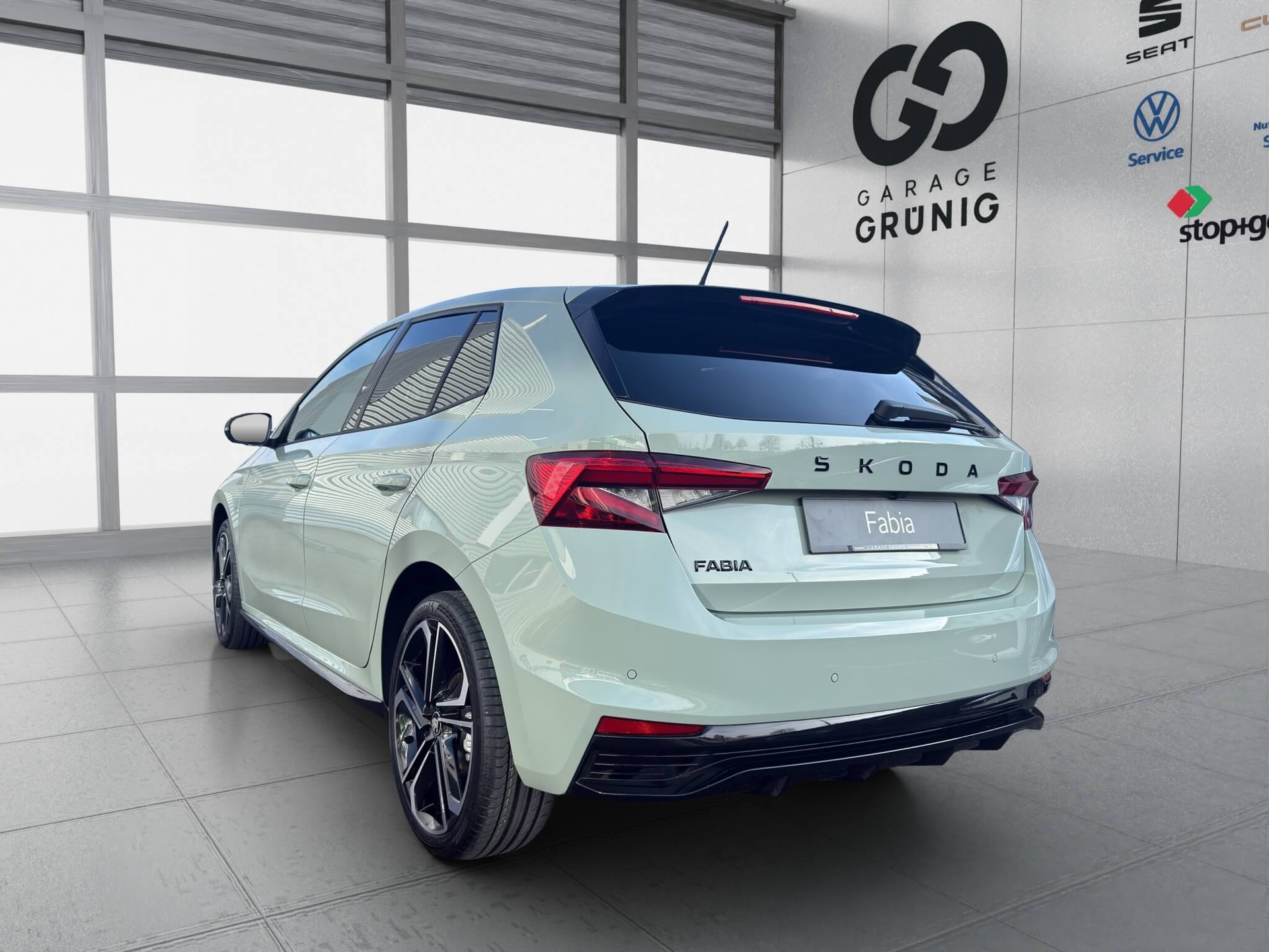 SKODA Fabia 1.5 TSI Monte Carlo DSG-showroom-element-3