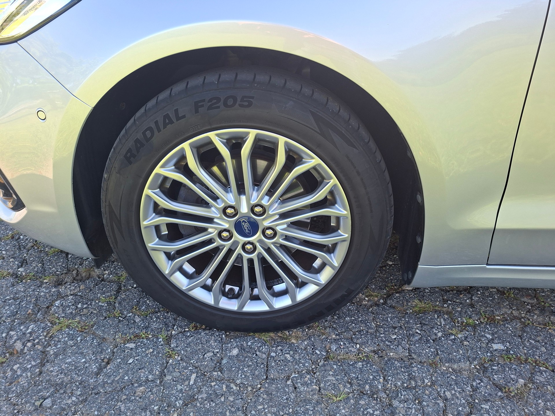 FORD Mondeo 2.0 TDCi Titanium Automatik-image-7