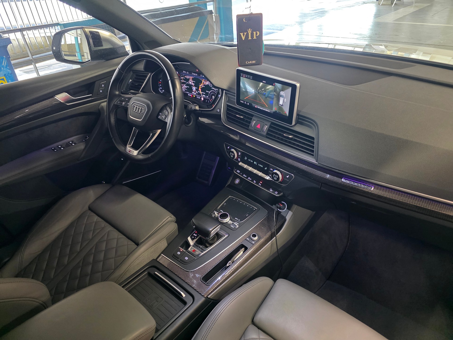 AUDI 3.0 V6 TFSI quattro T-Tronic-image-4