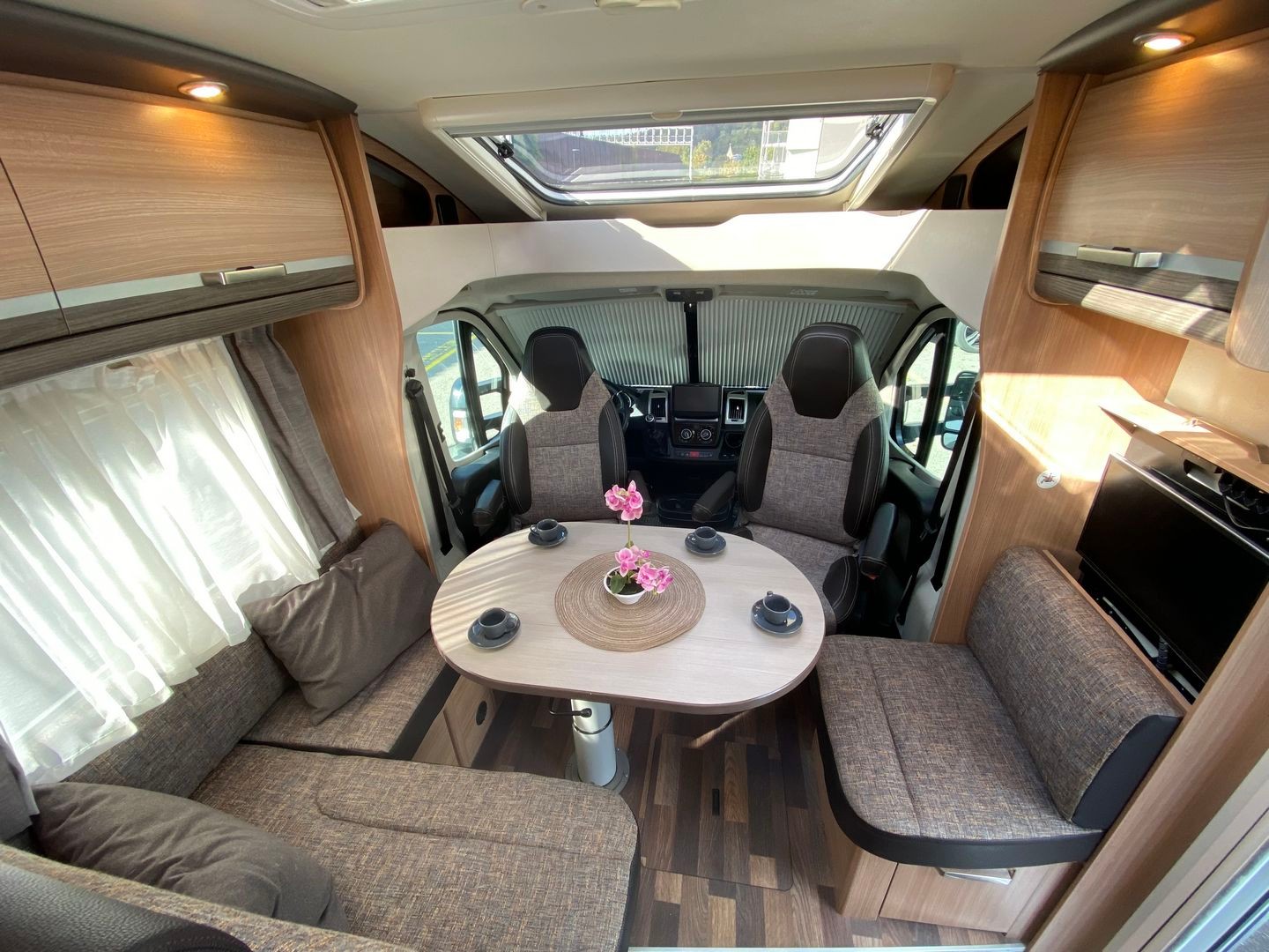 KNAUS Sky TI 650MEG Silver Selection, Fiat Ducato 2.3MJ 150PS-image-5