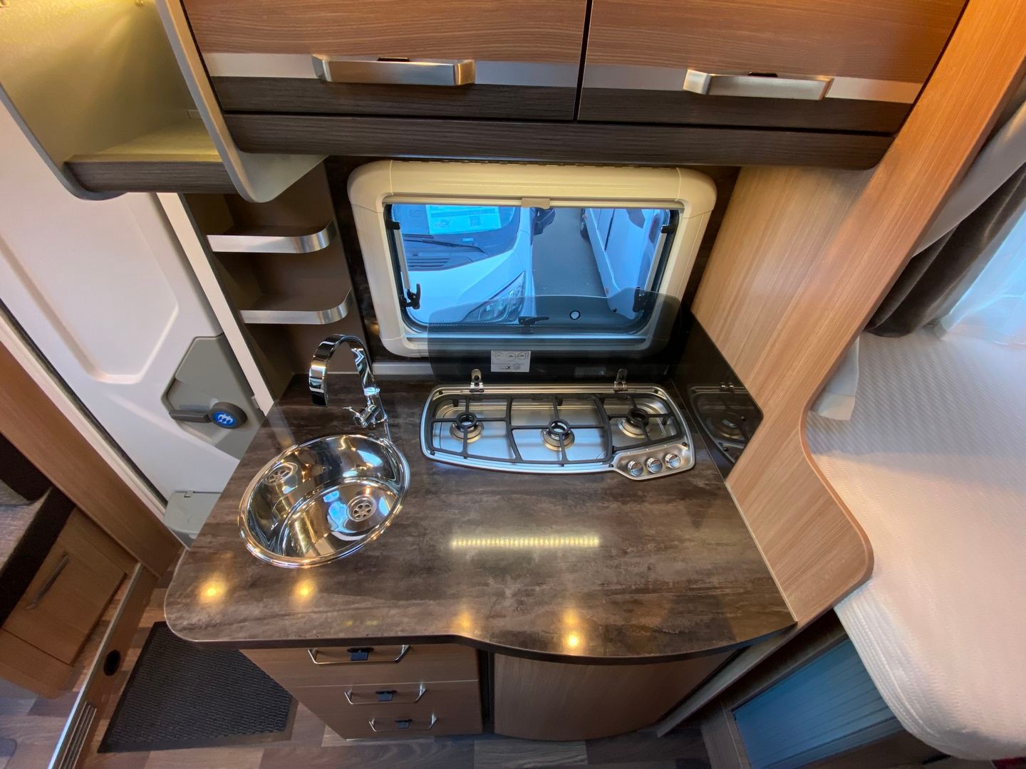 KNAUS Sky TI 650MEG Silver Selection, Fiat Ducato 2.3MJ 150PS-image-8