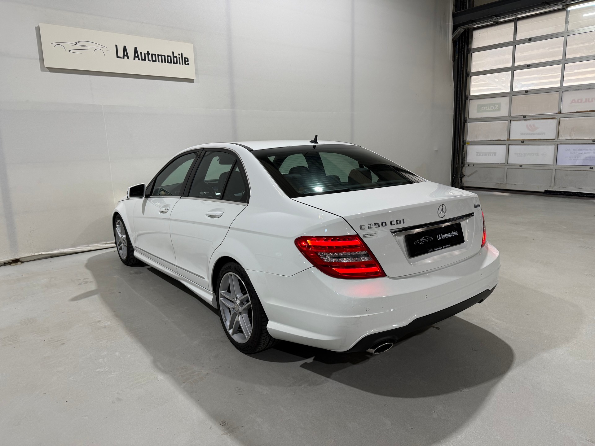 MERCEDES-BENZ C 250 CDI AMG Line 4Matic 7G-Tronic-image-9